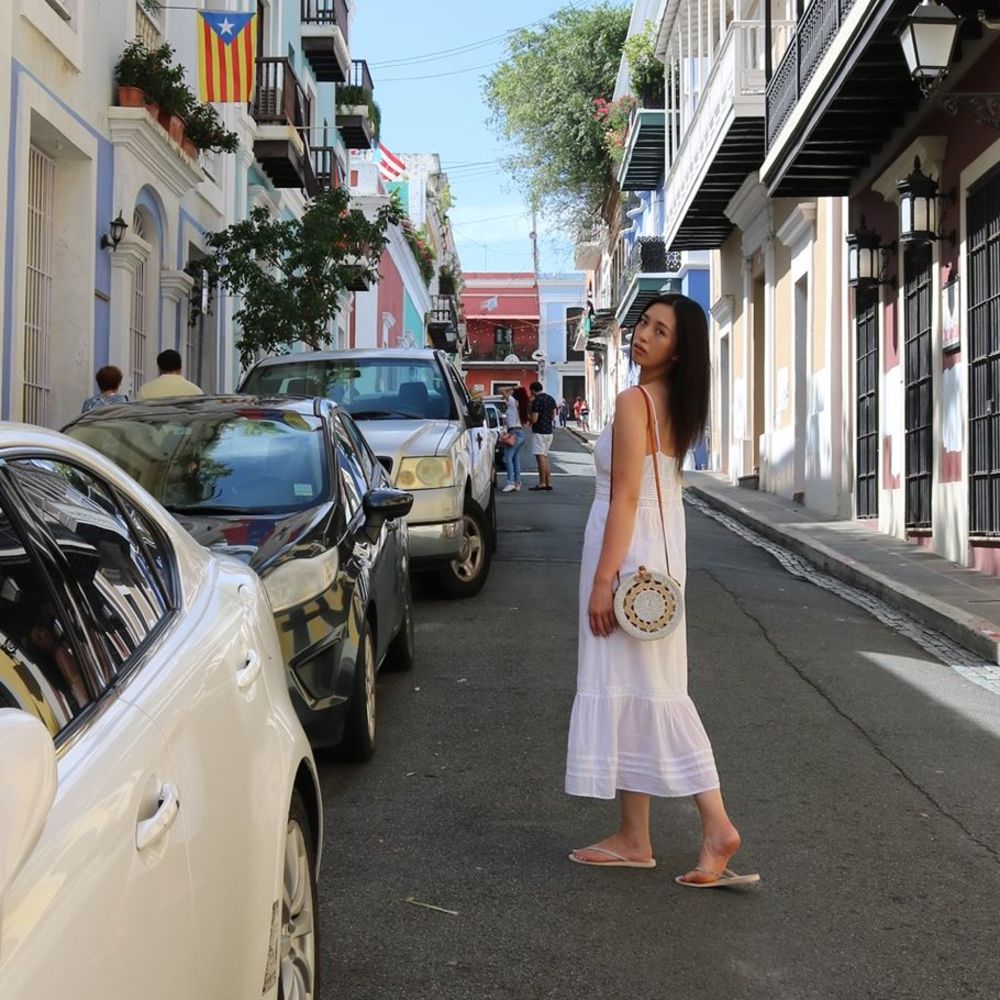 Meet your Posher, Claire